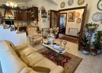 Two-room apartment Corso Giuseppe Mazzini, Albisola Superiore - photo 12