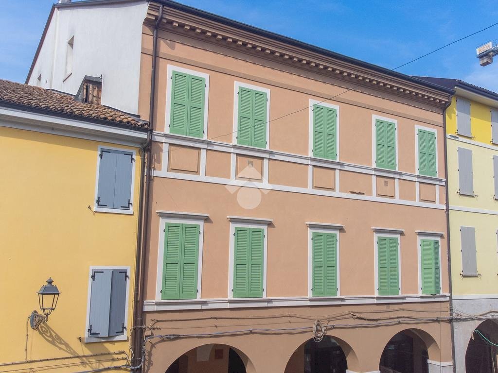 Quadrilocale Via Giovanni Pico, Mirandola - foto 1