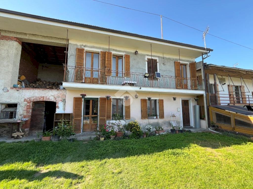 Semi-detached house Via Basse Senaude, Envie - photo 3