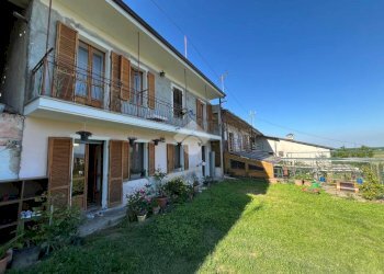 Semi-detached house Via Basse Senaude, Envie - photo 1