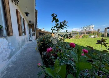 Semi-detached house Via Basse Senaude, Envie - photo 6