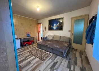 Semi-detached house Via Basse Senaude, Envie - photo 7