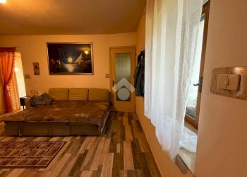 Semi-detached house Via Basse Senaude, Envie - photo 8