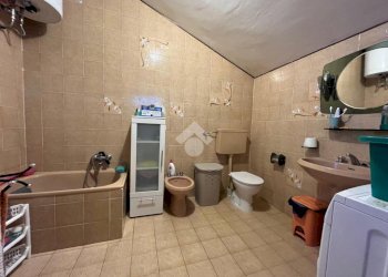 Semi-detached house Via Basse Senaude, Envie - photo 18