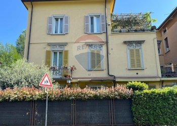 Appartamento Via San Tomaso De' Calvi, Bergamo (zona Canovine) - foto 1