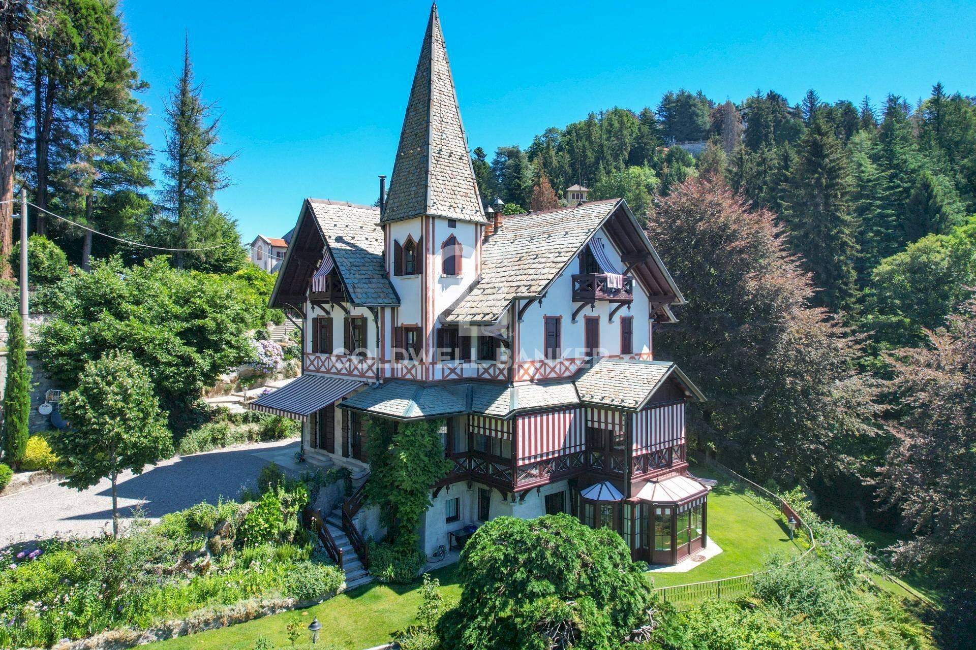 Single Family Villa via G.Scalini, Brunate - photo 2