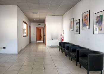 Locale Commerciale Via Vanzetti, Terni - foto 15