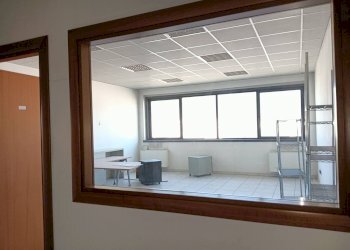 Locale Commerciale Via Vanzetti, Terni - foto 18