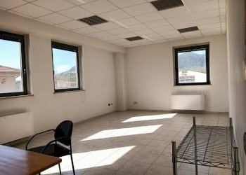 Locale Commerciale Via Vanzetti, Terni - foto 27