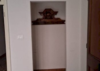 Interno appartamento - Quadrilocale piazza di Porta Ravegnana, Bologna (zona Centro Storico) - foto 33