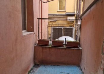 Balcone - Quadrilocale piazza di Porta Ravegnana, Bologna (zona Centro Storico) - foto 36