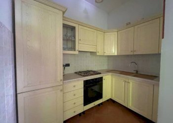 Cucina - Bilocale via San Giovanni Bosco, Tortona - foto 5