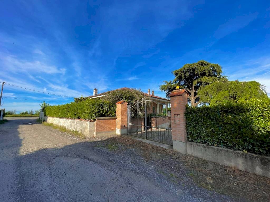 Dettagli - Villa strada Statale per Alessandria, Tortona - foto 3