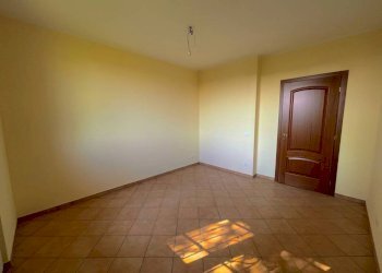 Camera da letto - Villa strada Statale per Alessandria, Tortona - foto 10