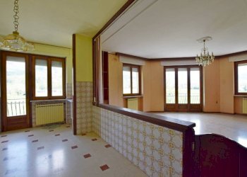 Cucina - Casa indipendente via Divisione Cuneense, 21, Roccaforte Mondovì - foto 9