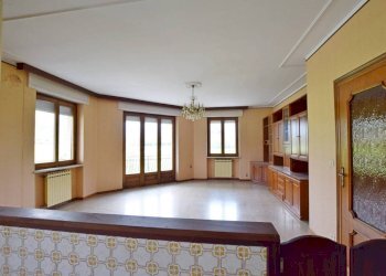 Cucina - Casa indipendente via Divisione Cuneense, 21, Roccaforte Mondovì - foto 11