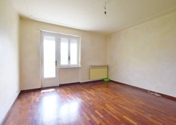 Camera da letto - Casa indipendente via Divisione Cuneense, 21, Roccaforte Mondovì - foto 13