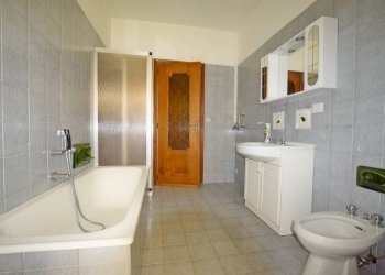 Bagno - Casa indipendente via Divisione Cuneense, 21, Roccaforte Mondovì - foto 21