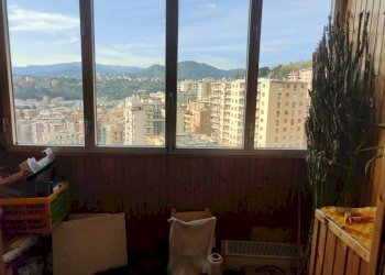 Veranda - Quadrilocale via Gian Battista Monti, 21, Genova (zona Sampierdarena) - foto 1