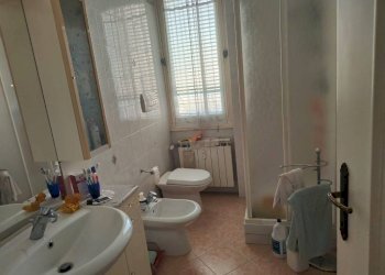 Bagno - Quadrilocale via Gian Battista Monti, 21, Genova (zona Sampierdarena) - foto 14