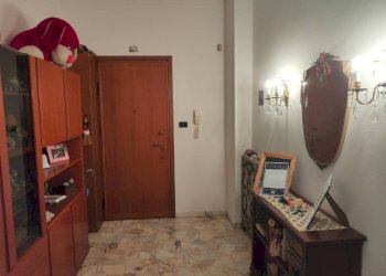 Ingresso - Quadrilocale via Gian Battista Monti, 21, Genova (zona Sampierdarena) - foto 43