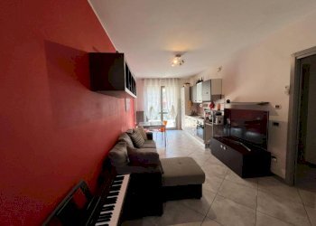 Salone - Bilocale corso Canale, 15, Alba - foto 4