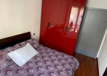 Camera da letto - Bilocale corso Canale, 15, Alba - foto 8