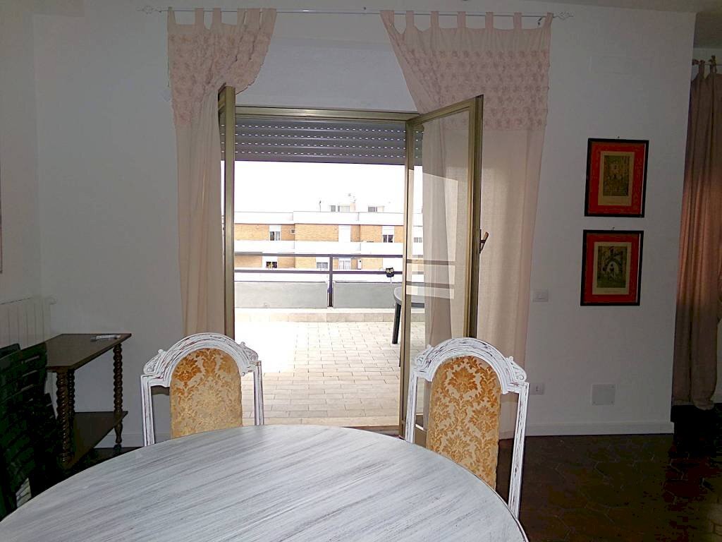 Salone - Three-room apartment via Ardeatina, 139B, Anzio - photo 1