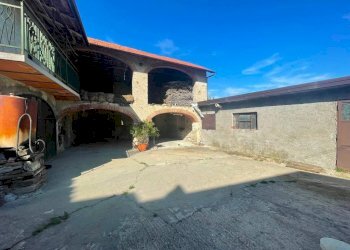 Cortile interno - Independent house Borgata Costa Soprana, Camerana - photo 4