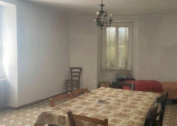 Salone - Independent house Borgata Costa Soprana, Camerana - photo 27