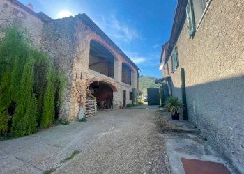 Cortile interno - Independent house Borgata Costa Soprana, Camerana - photo 30