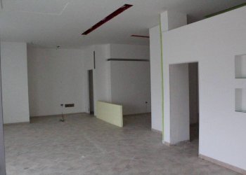 Interno non residenziale - Shop via Federico II di Svevia, 5, Senise - photo 9