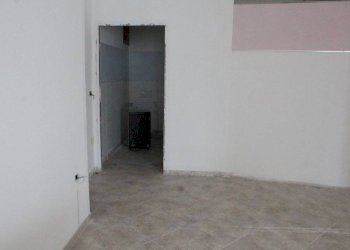 Interno non residenziale - Shop via Federico II di Svevia, 5, Senise - photo 12