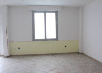 Stanza non arredata - Shop via Federico II di Svevia, 5, Senise - photo 28