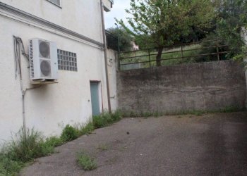 Zona - Shop via Federico II di Svevia, 5, Senise - photo 33