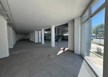 Interno non residenziale - Stabile - Palazzo via Torino, 2, Rivalta di Torino - foto 23