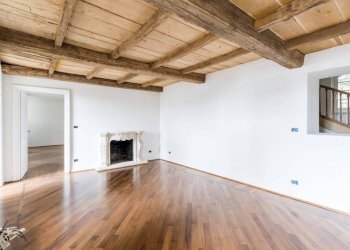 Stanza non arredata - Villa strada Giorgio Devalle, Moncalieri - foto 4