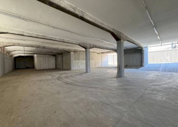 Interno non residenziale - Stabile - Palazzo via Torino, 2, Rivalta di Torino - foto 12