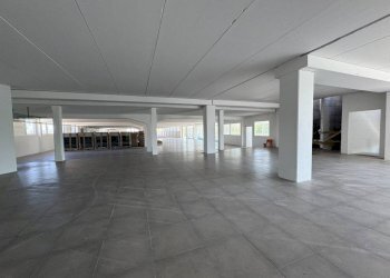 Interno non residenziale - Stabile - Palazzo via Torino, 2, Rivalta di Torino - foto 13