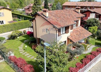Villa Via Secchia, 17/a 
 Occhieppo Superiore, Occhieppo Superiore - foto 67