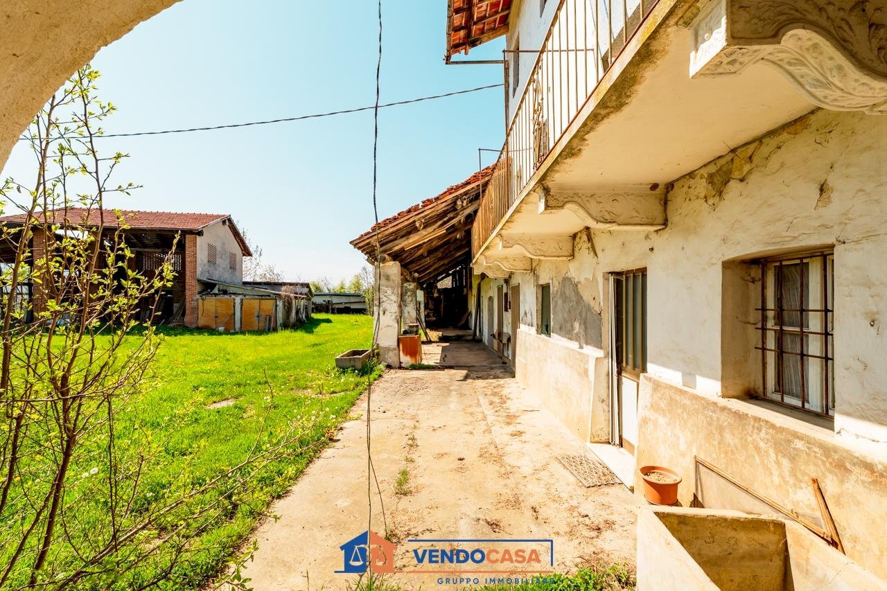 Rustic Beinette - photo 2