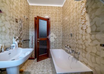 Porzione di casa Via Irma Ferrari Salvi, Bore - foto 16