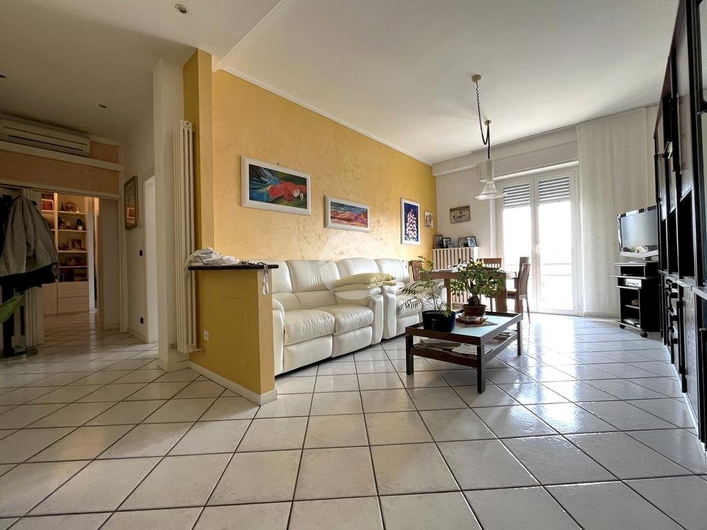 Four-room apartment Via Tancredi Saletta, Rimini - photo 1