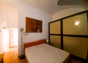 Camera da letto - Bilocale via Ponchiera, Sondrio - foto 10