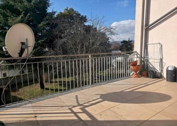 Terrazzo - Four-room apartment piazza Don Luigi Vesco, Strambino - photo 2