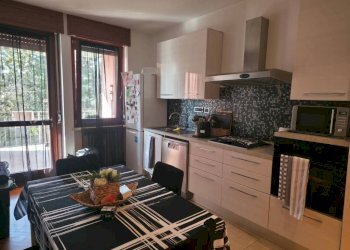 Cucina - Quadrilocale piazza Don Luigi Vesco, Strambino - foto 13