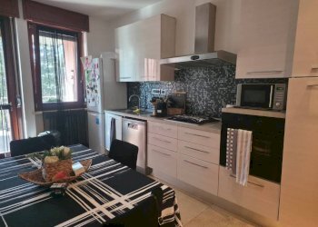 Cucina - Quadrilocale piazza Don Luigi Vesco, Strambino - foto 15