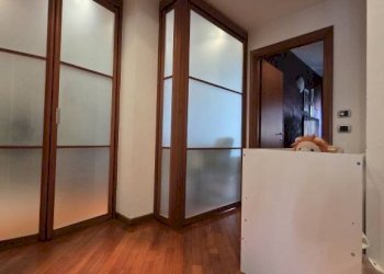 Disimpegno - Quadrilocale piazza Don Luigi Vesco, Strambino - foto 16