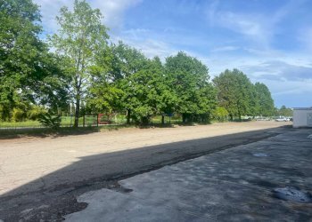 piazzale  - Capannone via Provinciale, Valsamoggia - foto 3