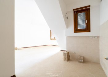 Attic Via nino tavoni, Marano sul Panaro - photo 2